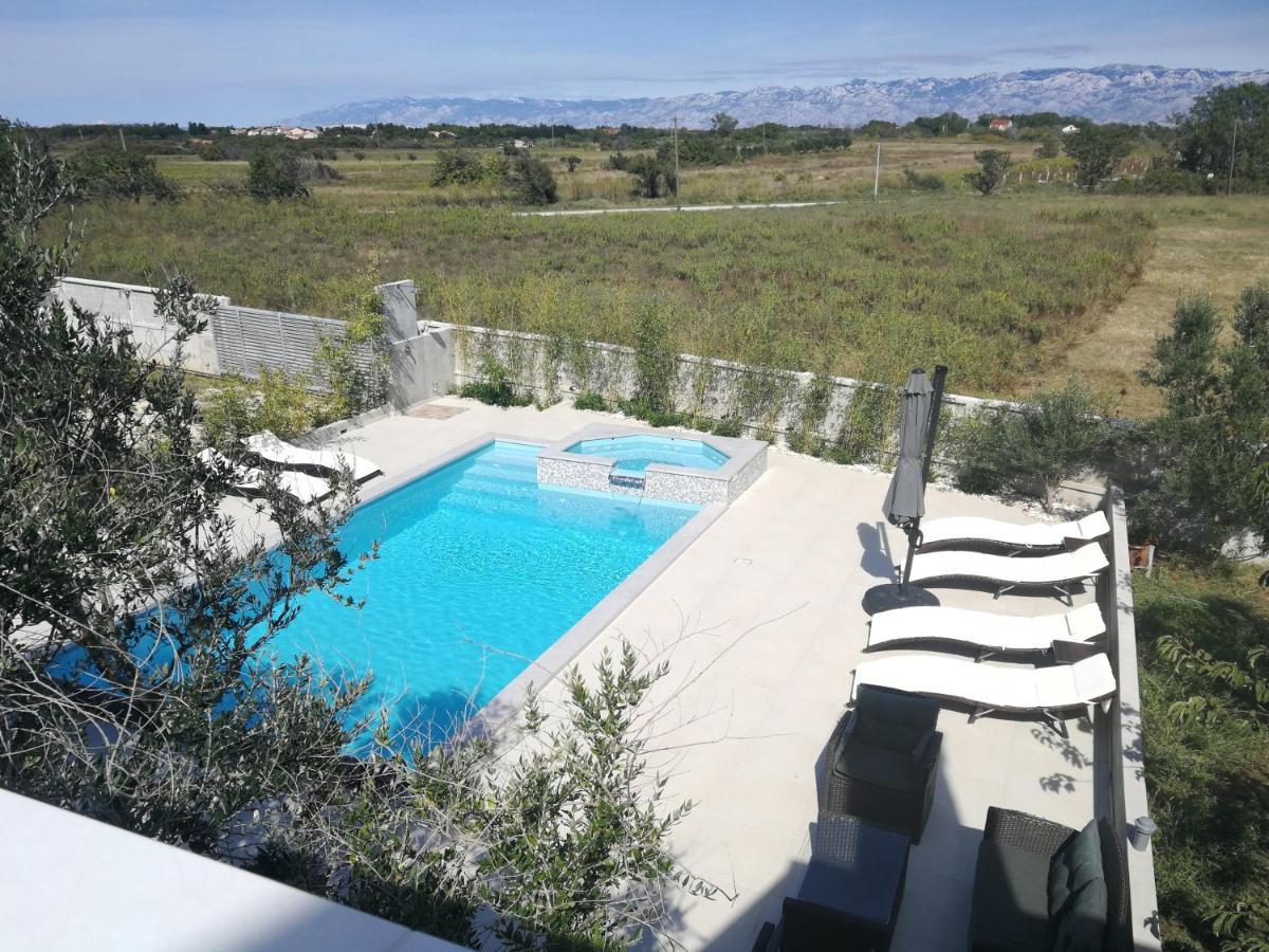 Villa Flora Maris Apartments Privlaka  Zewnętrze zdjęcie