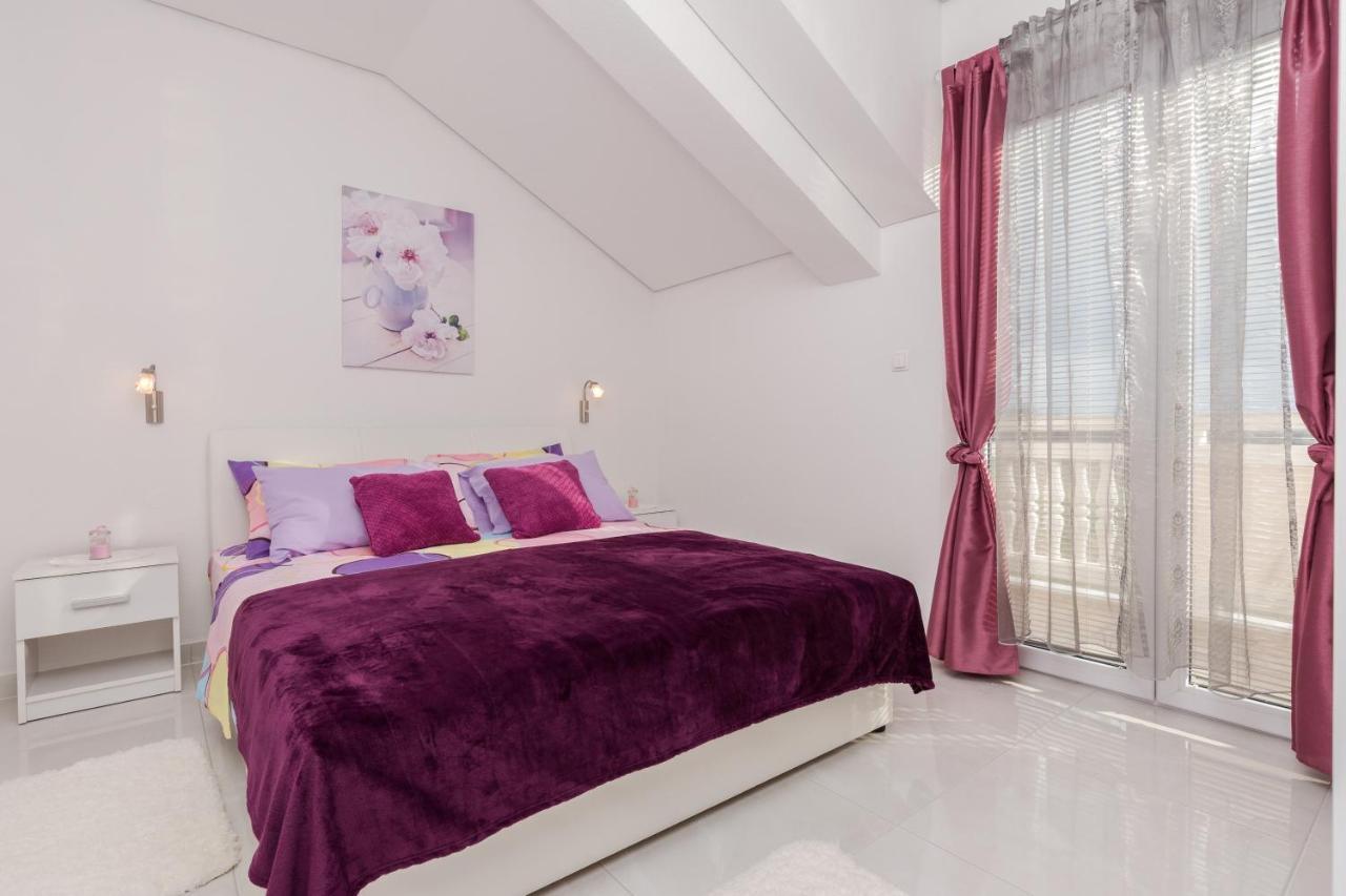 Villa Flora Maris Apartments Privlaka  Zewnętrze zdjęcie