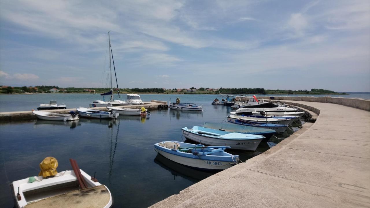 Villa Flora Maris Apartments Privlaka  Zewnętrze zdjęcie