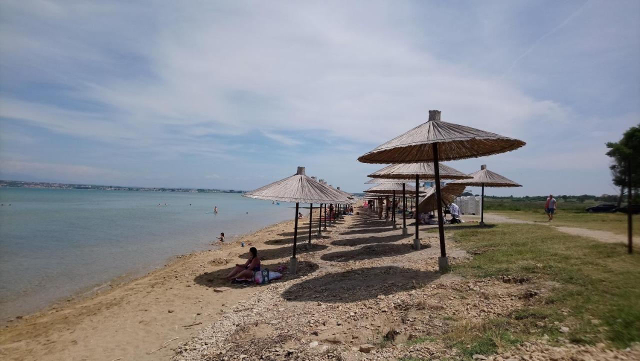 Villa Flora Maris Apartments Privlaka  Zewnętrze zdjęcie