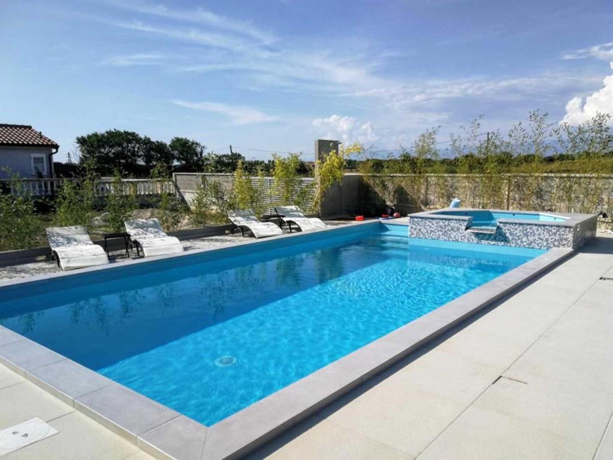 Villa Flora Maris Apartments Privlaka  Zewnętrze zdjęcie