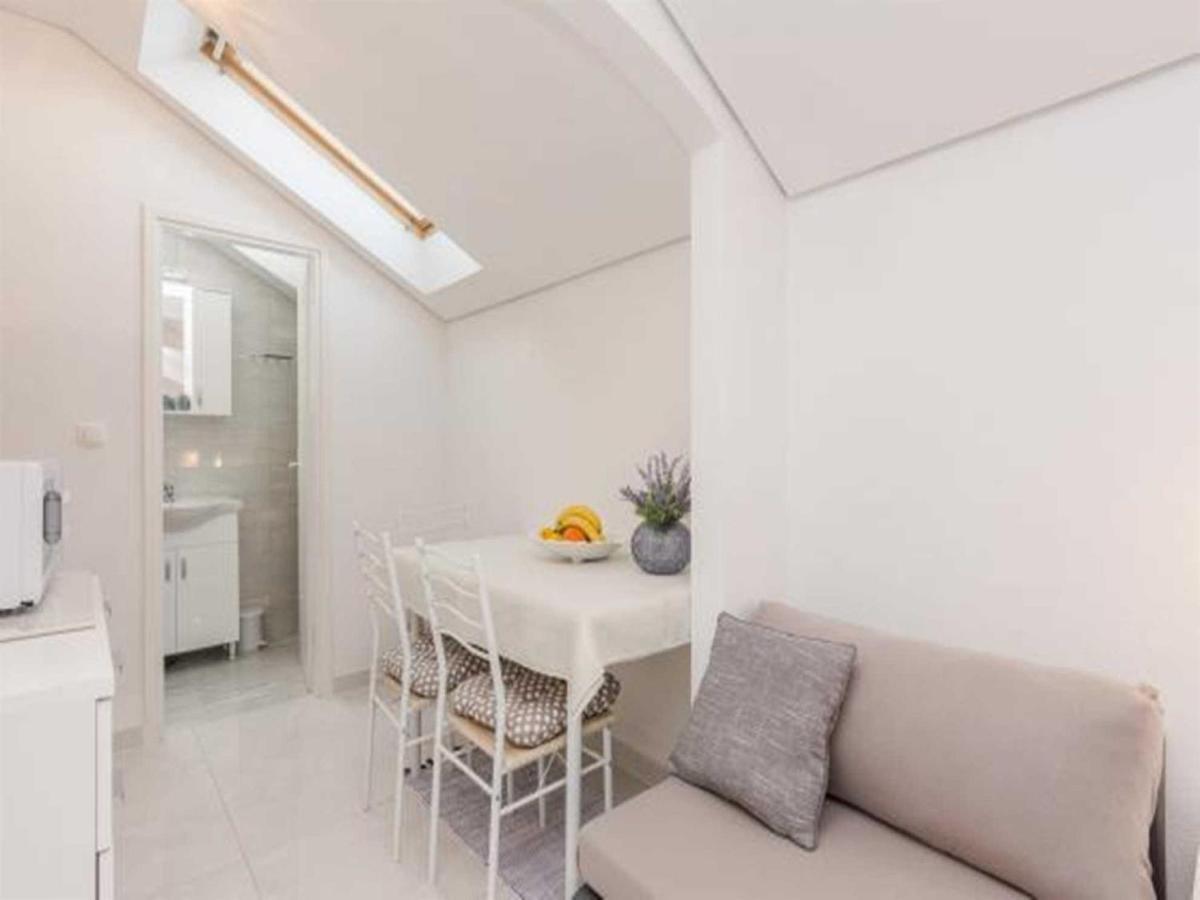 Villa Flora Maris Apartments Privlaka  Zewnętrze zdjęcie