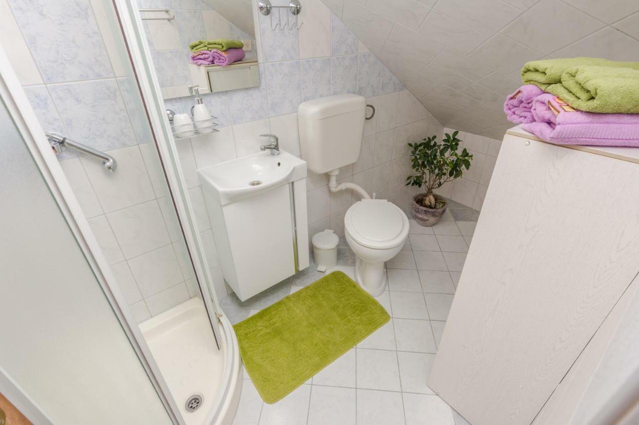 Villa Flora Maris Apartments Privlaka  Zewnętrze zdjęcie